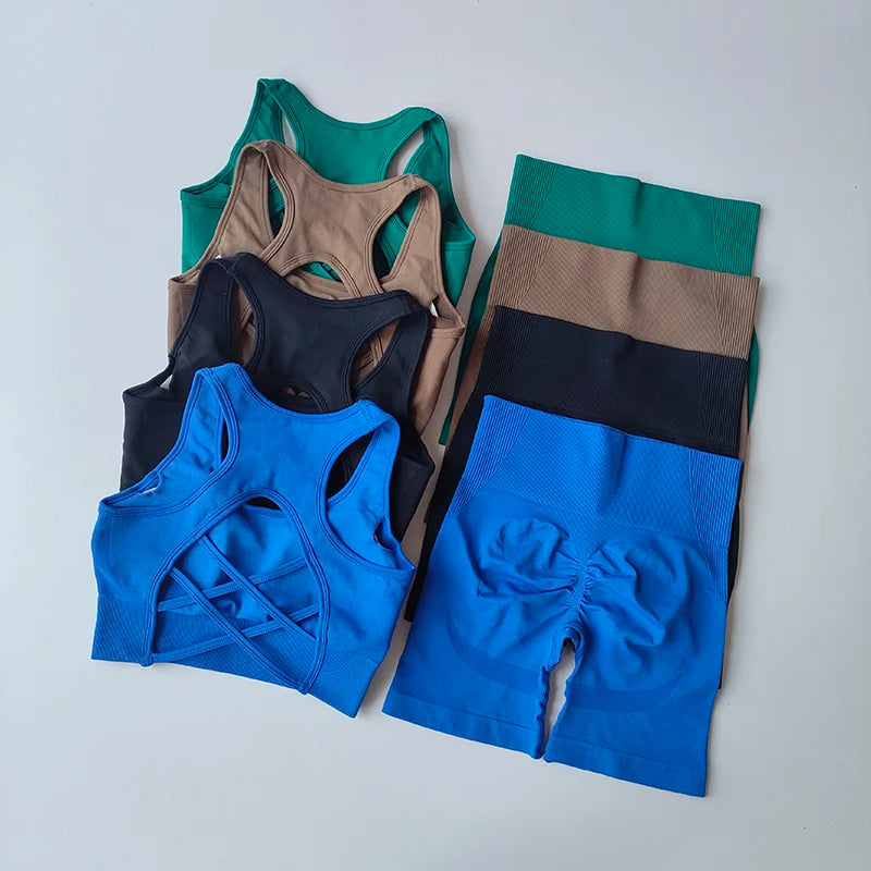 FlexFlow Women's Seamless Activewear Set – Sports Bra & High-Waist Shorts (2-Piece)